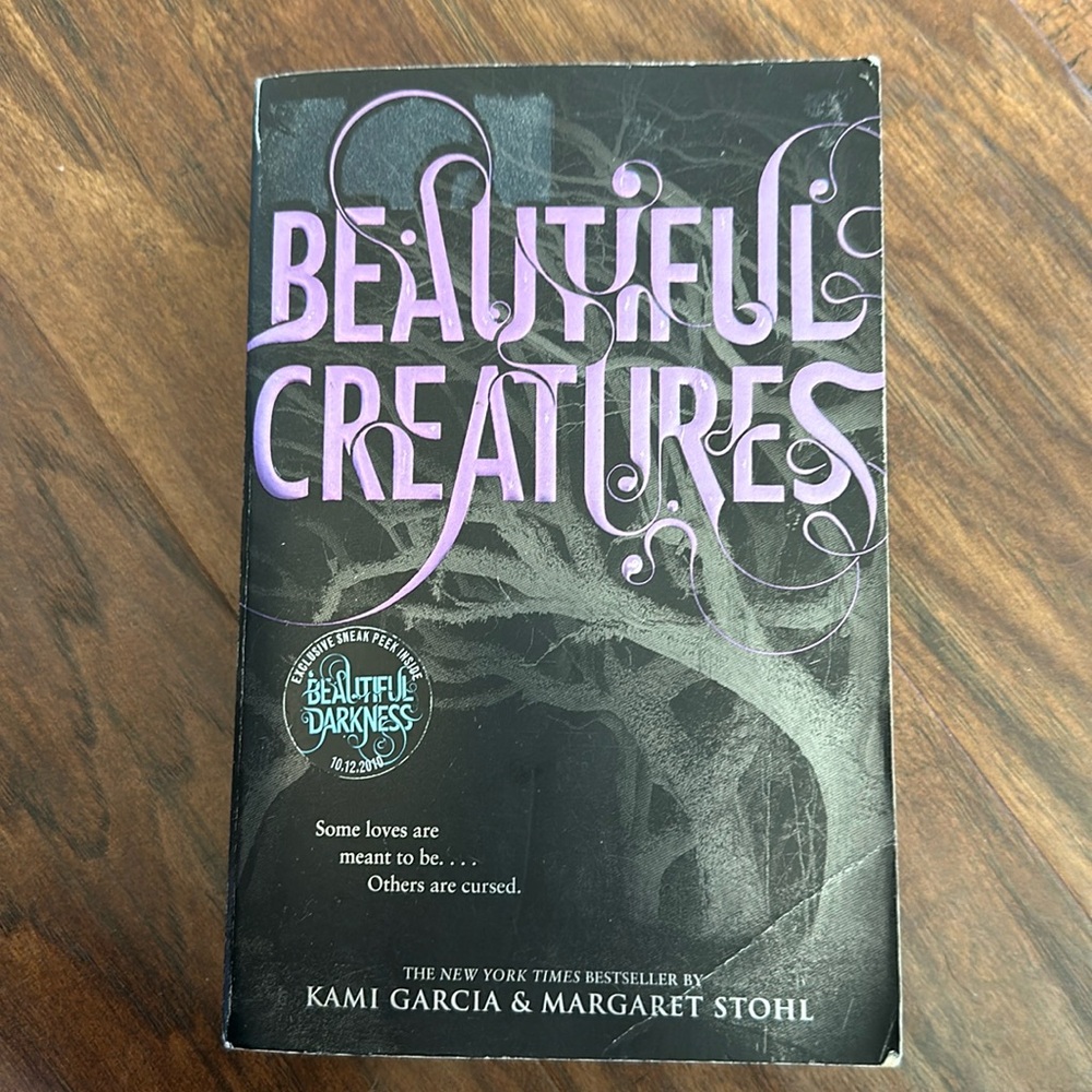 Beautiful Creatures by Kami Garcia & Margaret Stohl